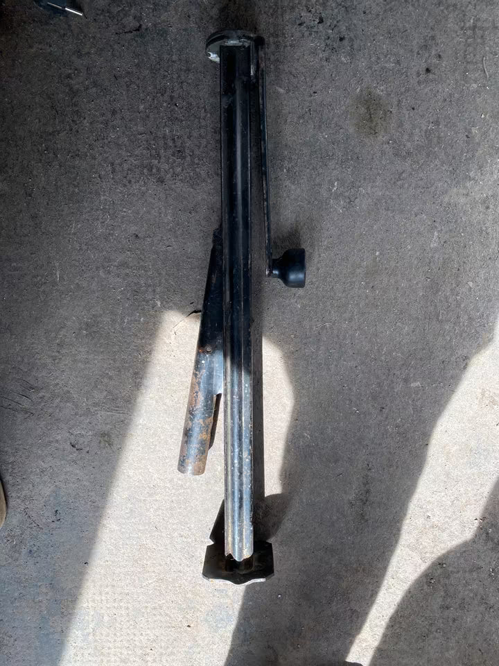 VW T3 Wagenheber 251011031A