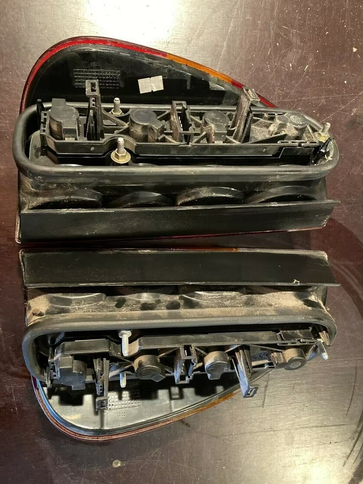 VW Caddy Heckleuchten Rückleuchten