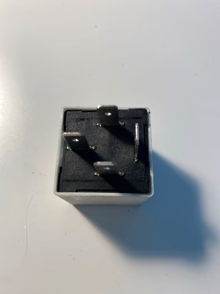 Relai Opel GM 09114583