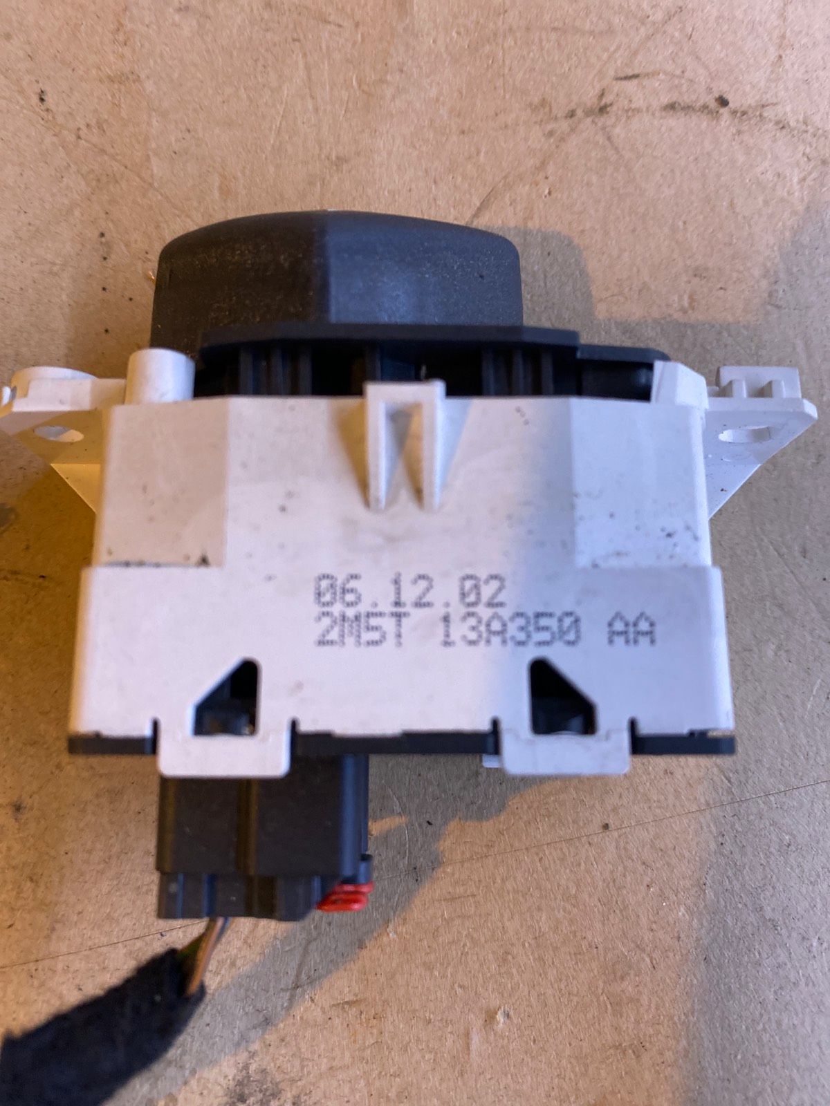 Ford Focus 1 Warnblinker 2M5T13A350