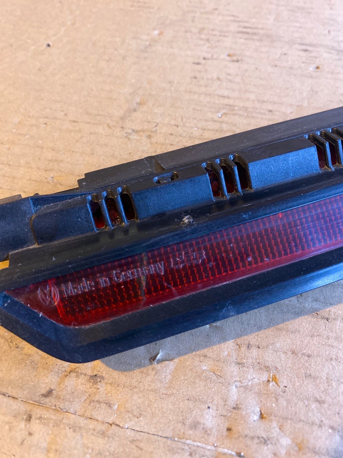 VW Passat 3B 3.Bremslicht 3B9945097A