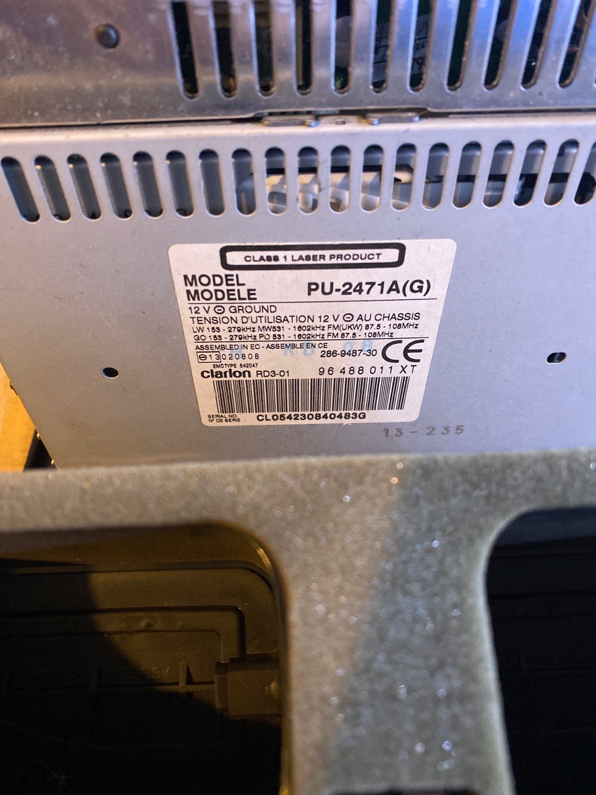 Peugeot 206 Einbaurahmen Verkleidung mit CD-Radio