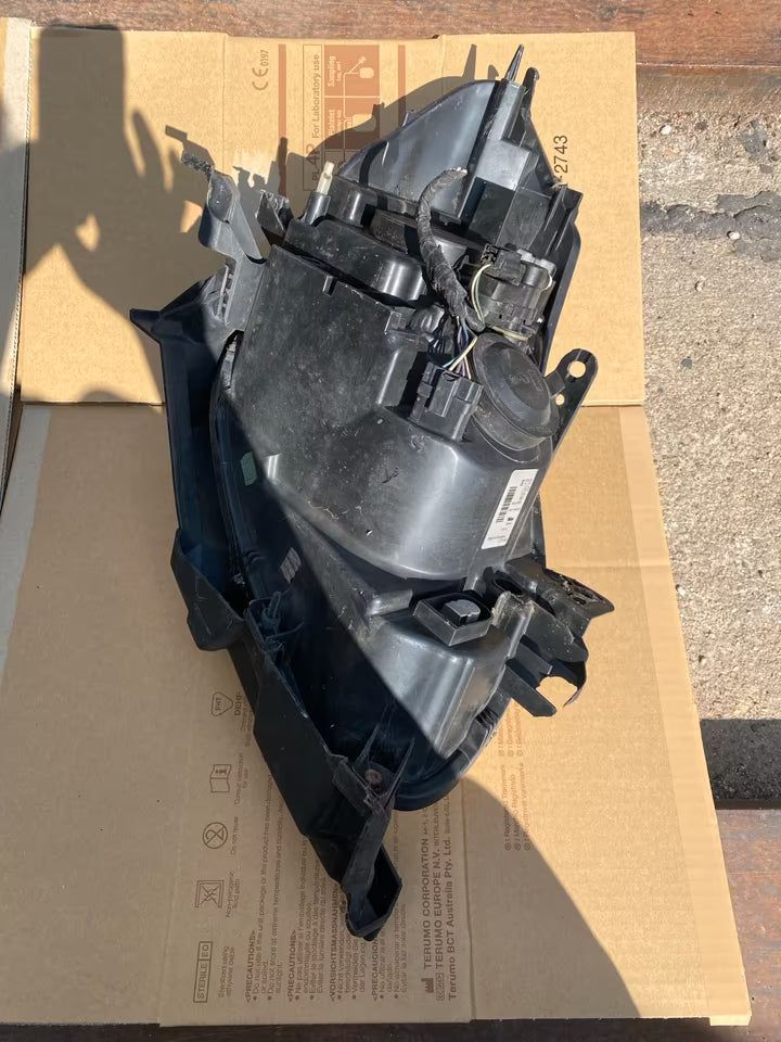 Renault Clio III Frontscheinwerfer links