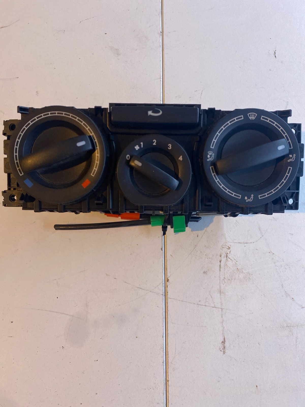 VW T5 Heizungsbedienung 7H0819045A9B9