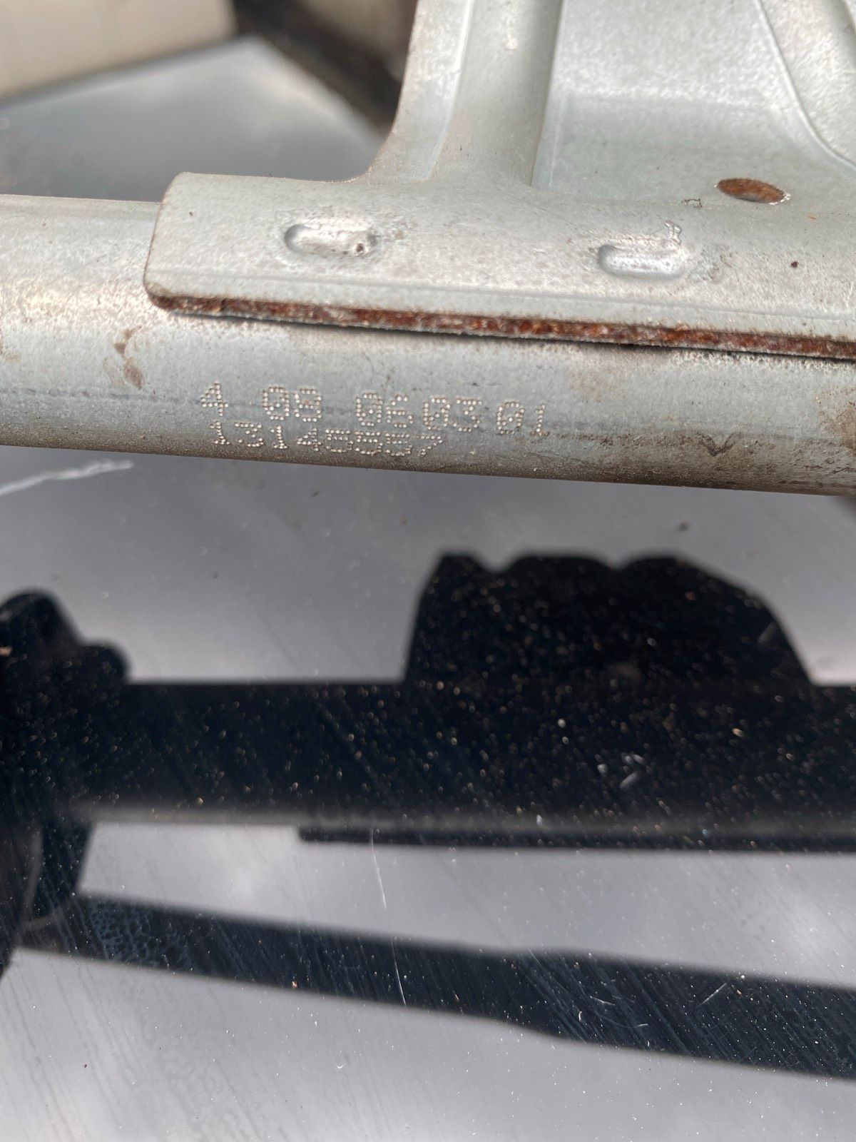 Opel Zafira B Wischergestänge mit Motor13145557