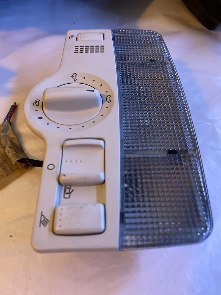 VW Bora Schiebedachschalter Leseleuchte 1J0947105