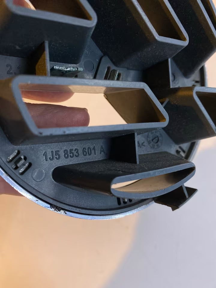 VW Emblem № 1J5853601A