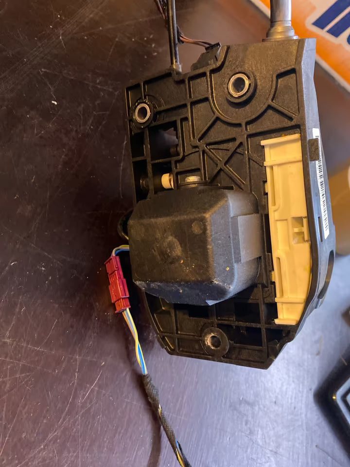 BMW X3 Schalthebel 342033905 ZF 341463805