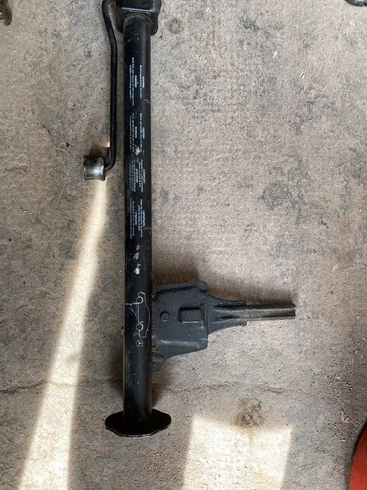 Mercedes Wagenheber 1245830315