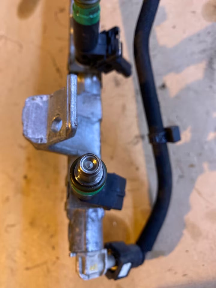 Ford Fusion 1 Einspritzdüsen Set 98MF-BB 4329Q13092