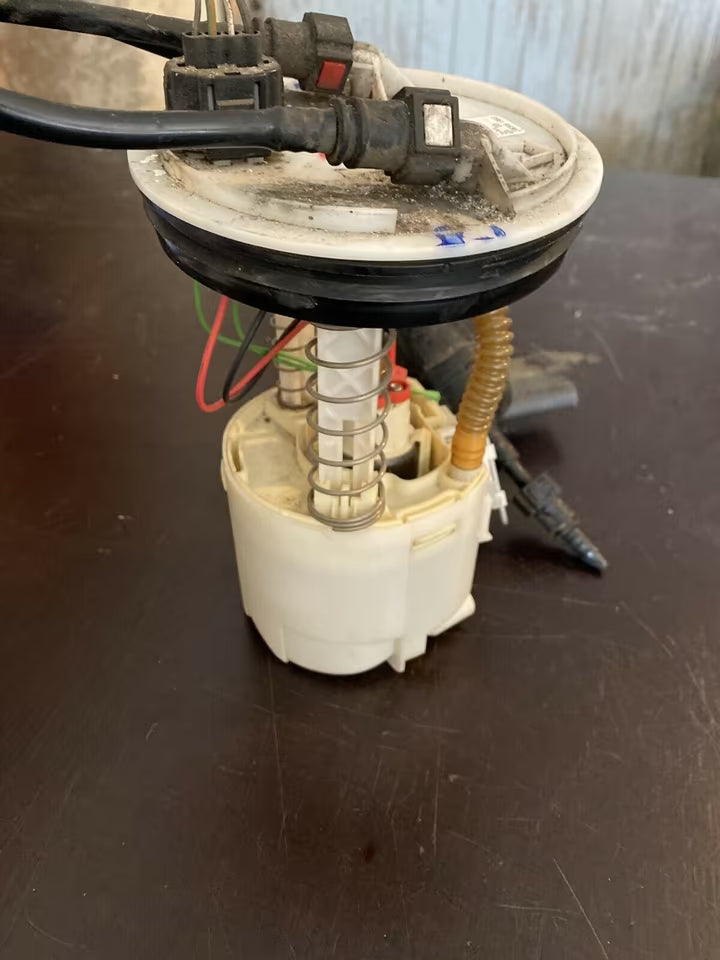 Ford Fusion 1,4 80 Ps Kraftstoffpumpe 2S619H307CC