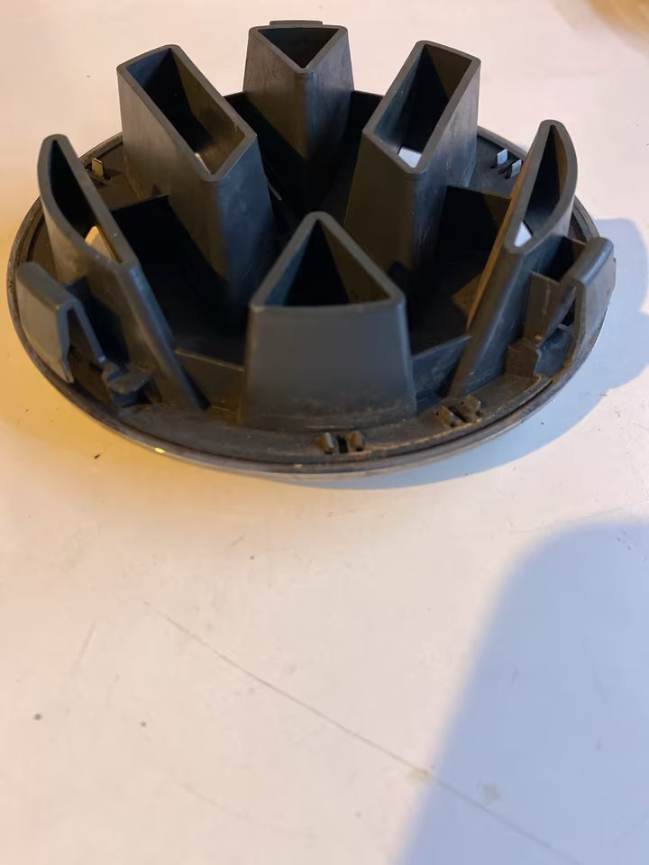 VW Emblem 3C0853601C