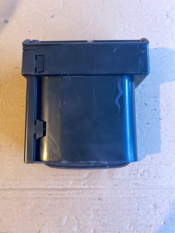 Audi 100 Luftdüse rechts Vorne 4A1820902
