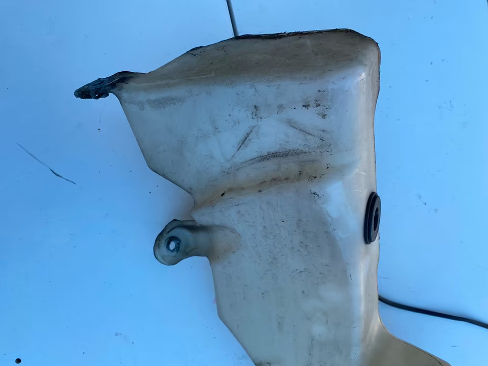Audi A4 B6 scheibenwischwasserbehälter 8E955451 inklusive Pumpe