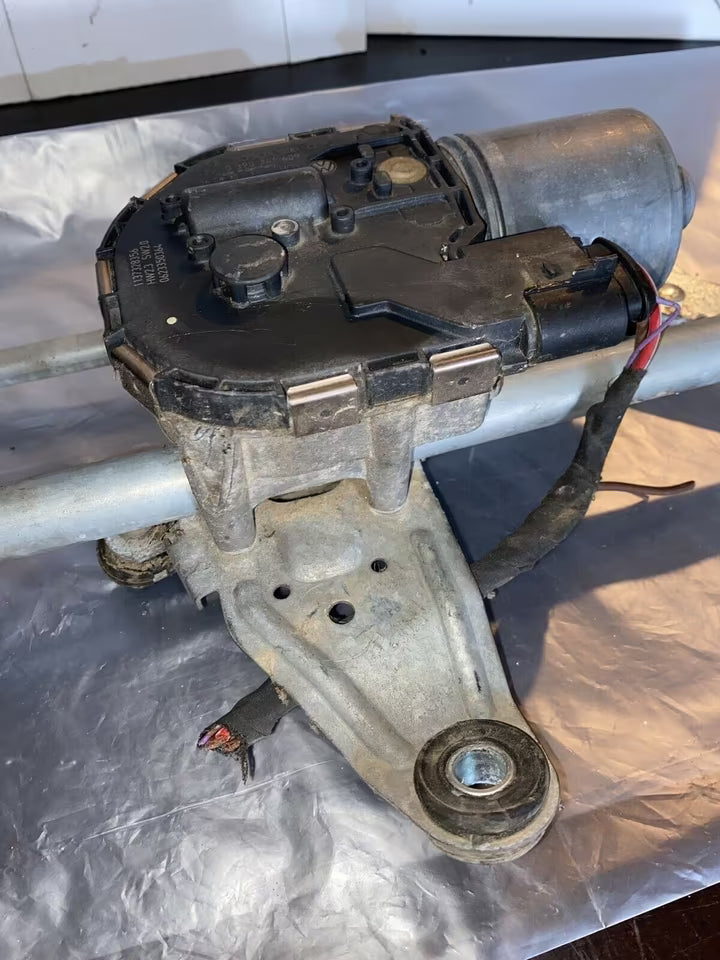 VW Passat 3C Wischergestänge mit Motor 3C1955119A