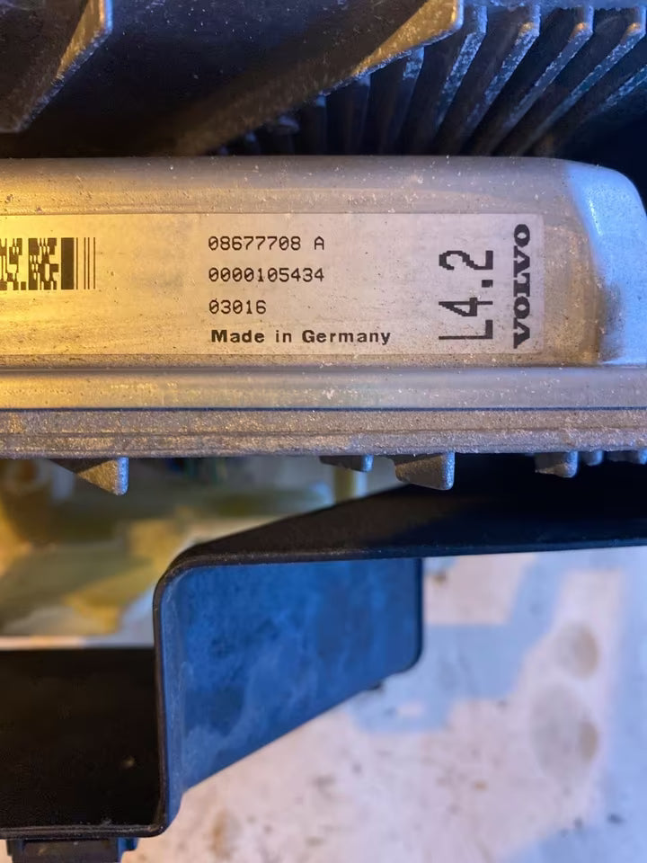 Volvo V70 2.4 Motor- u. Automatiksteuergerät 0281010319