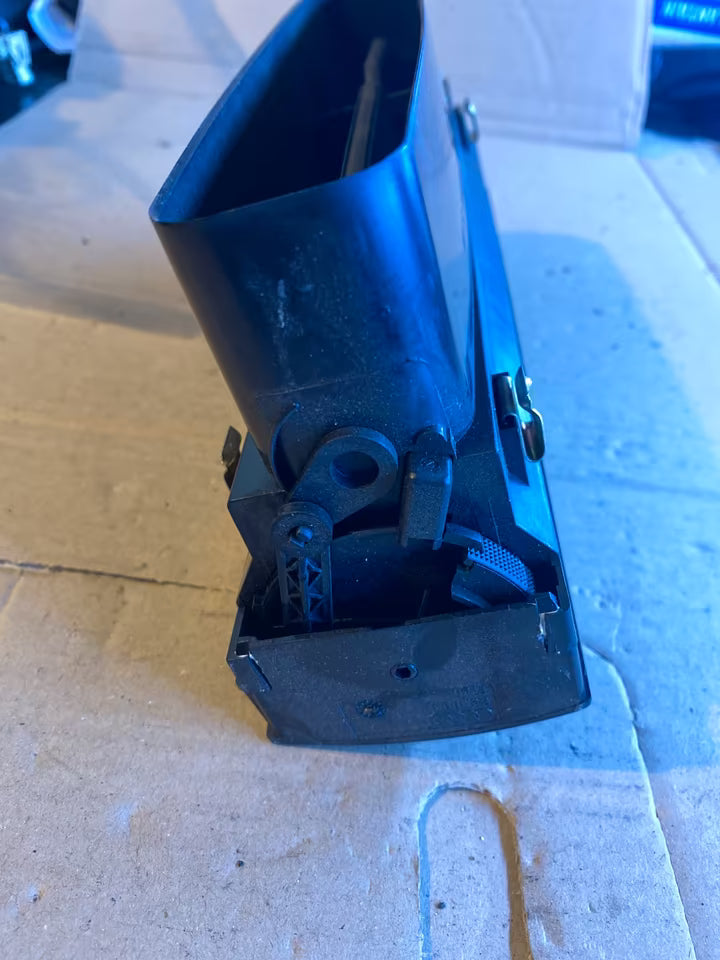 Audi 100 Luftdüse 4A1820951 Mitte