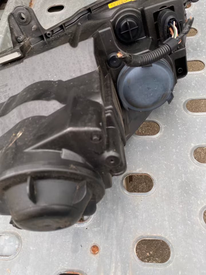 VW Golf 5 Frontscheinwerfer rechts
