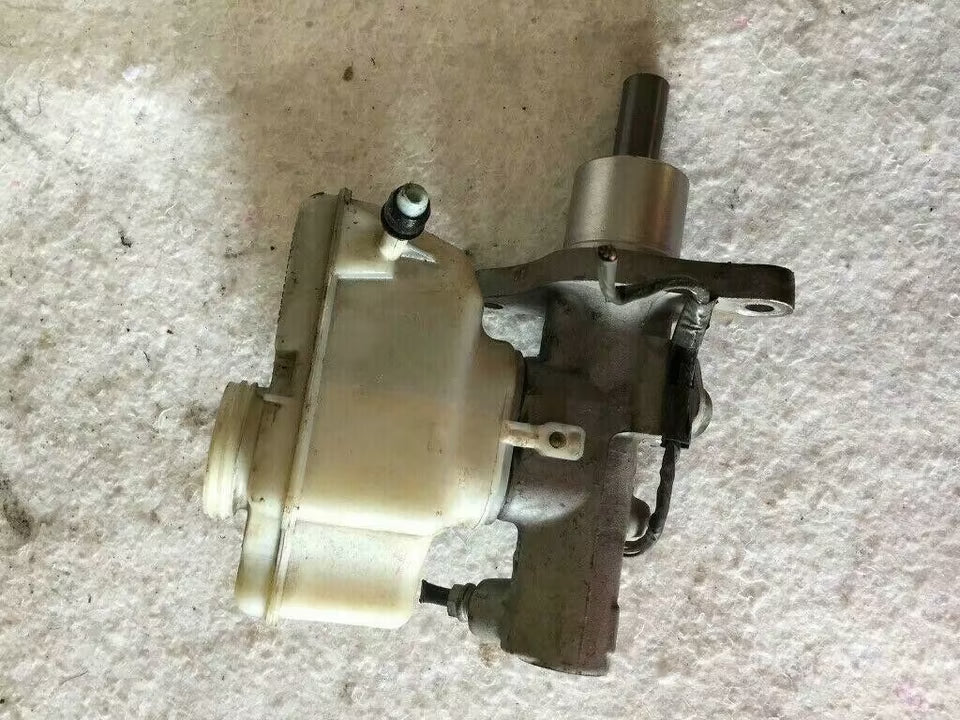 Skoda Hauptbremszylinder 1K1611301D