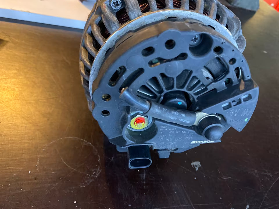 Audi A4 14V Lichtmaschine 06B903016Q