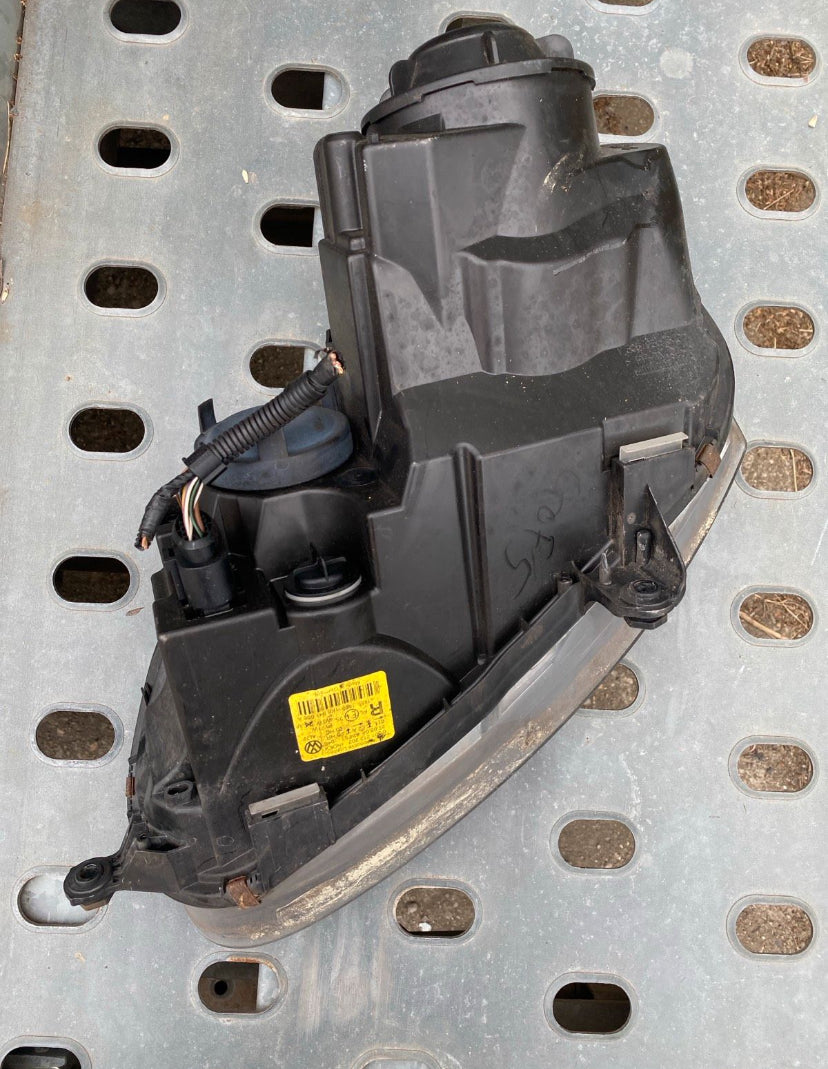 VW Golf 5 Frontscheinwerfer rechts