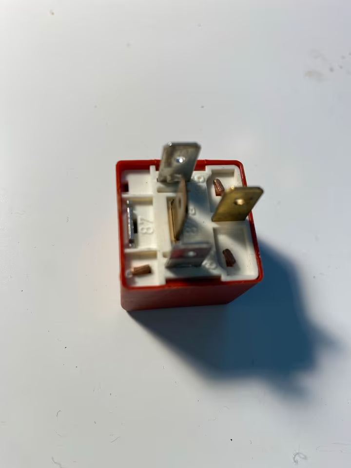 Relais 206 431951253F VW Audi