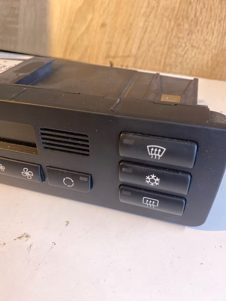 BMW 3-er E46 HELLA Klimabedienteil 64.118382446