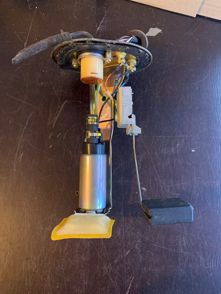 Toyota Starlet P8 Kraftstoffpumpe