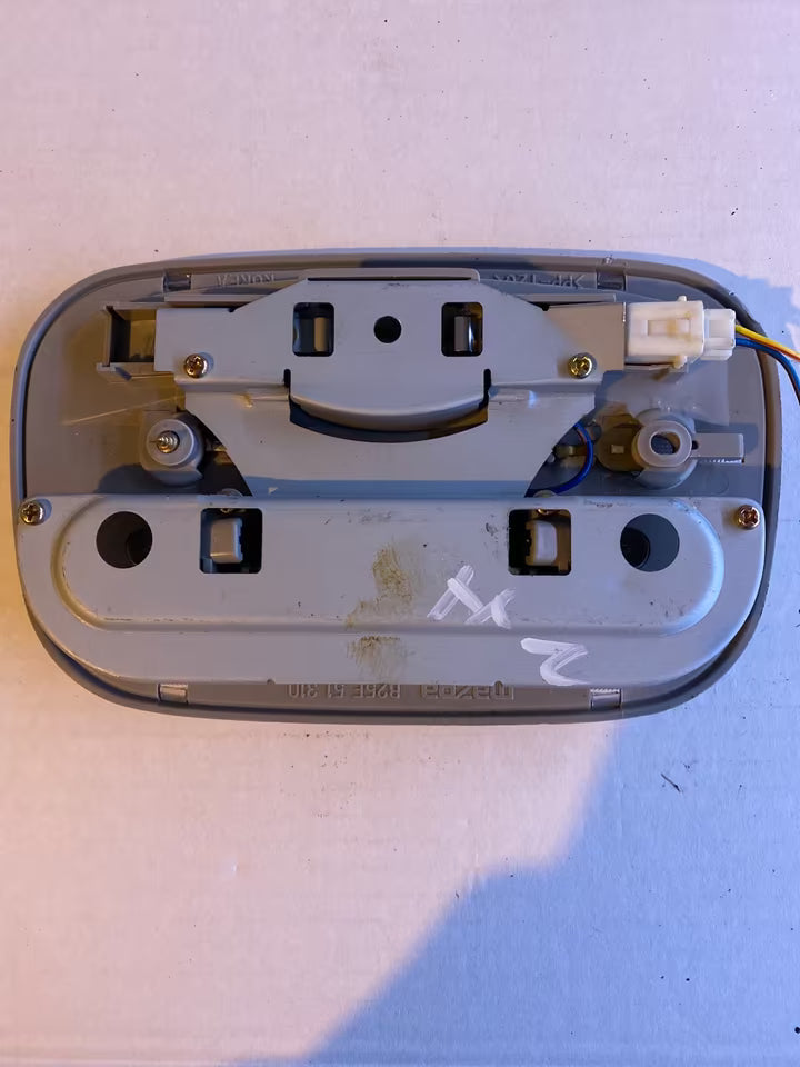 Mazda Premacy Innenraumleuchte B25F51310