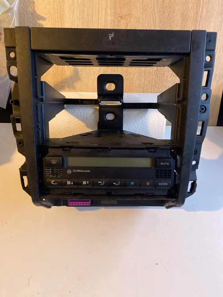 VW Golf 4 Mittelkonsole +Getränkehalter, Klima 1J1858069F