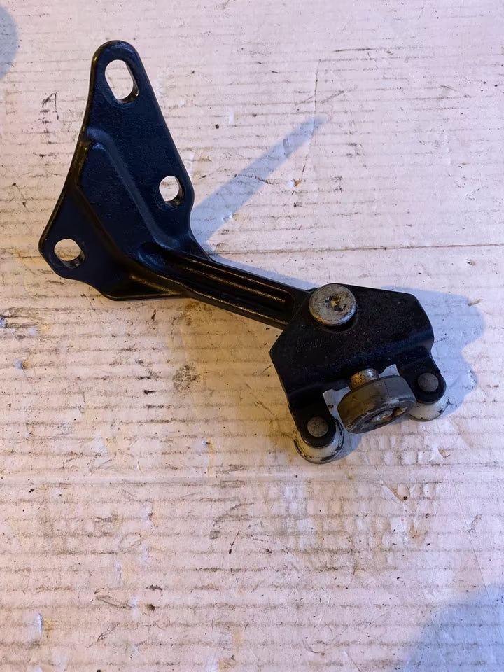 Mercedes W906 Schiebetürrolle