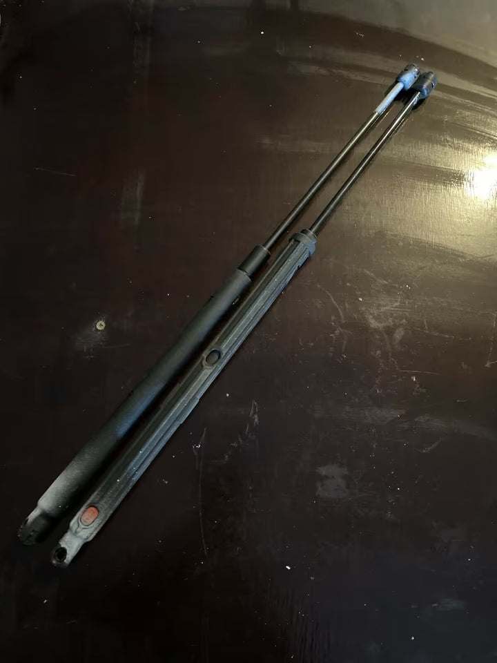 Mercedes W203 Gasfedern/ Sportcoupe