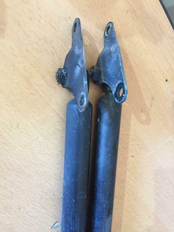 Mercedes Vito Gasfedern Set 6389800364 inkl. Versand