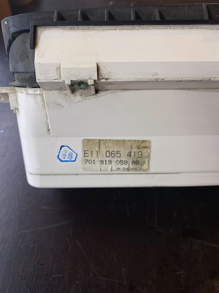 VW T4 Tacho Tachometer 701919033BA 701919053AB