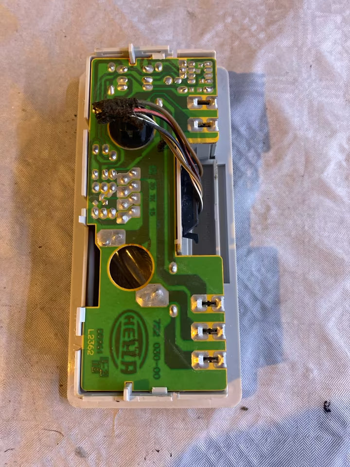 VW Innenraumleuchte 357947111C