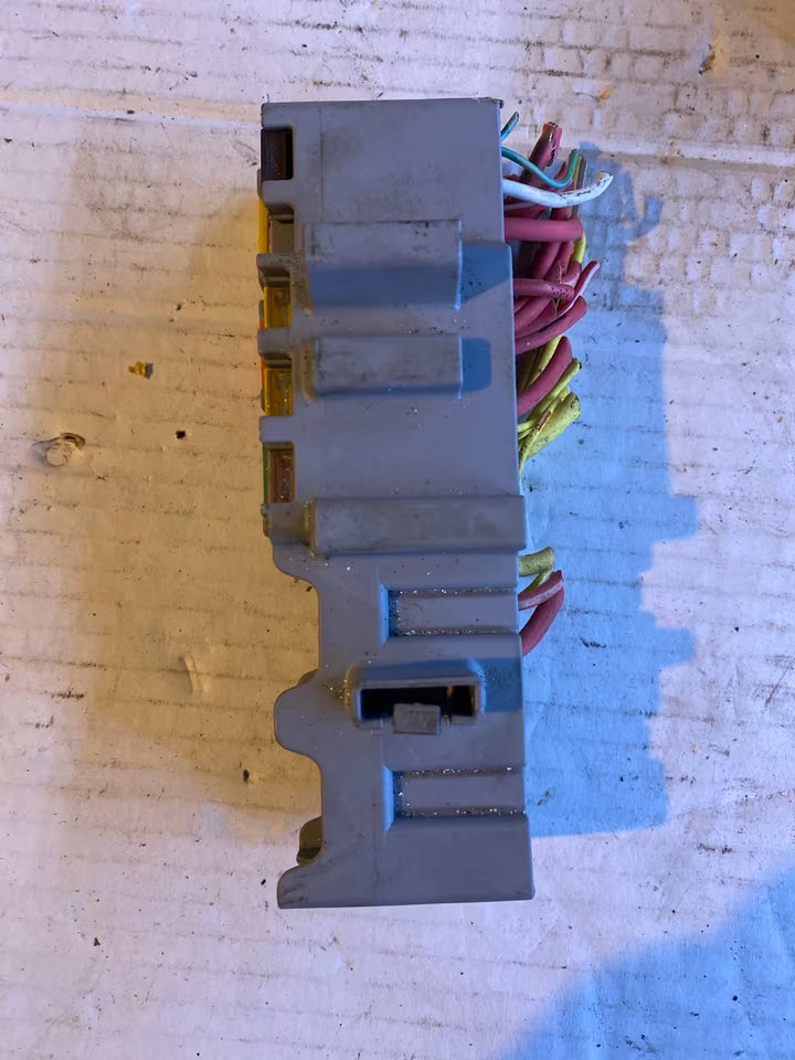 Renault Megane 2 Sicherheitskasten