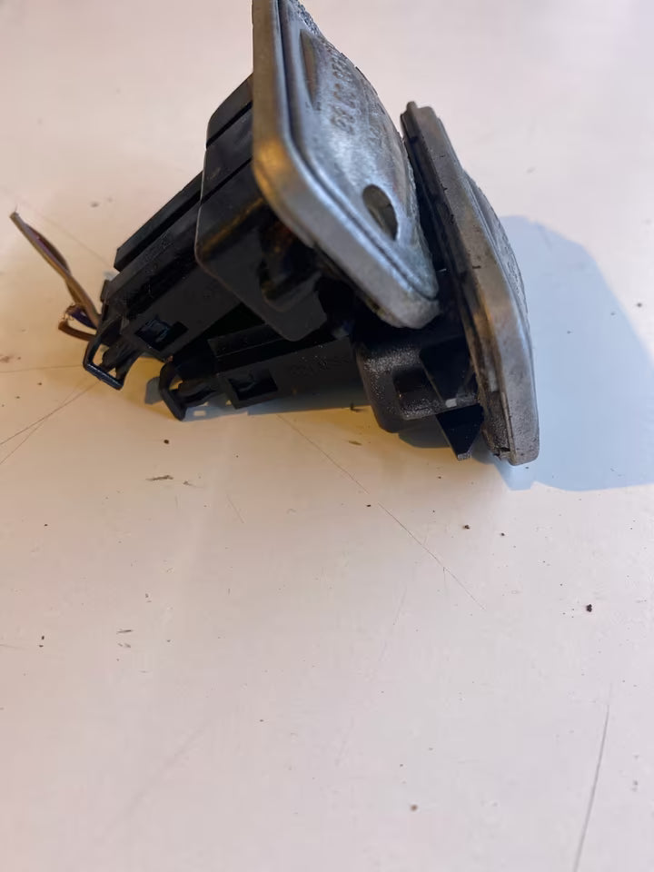 Mercedes W203 Kennzeichen Leuchte Sidler 2038200066