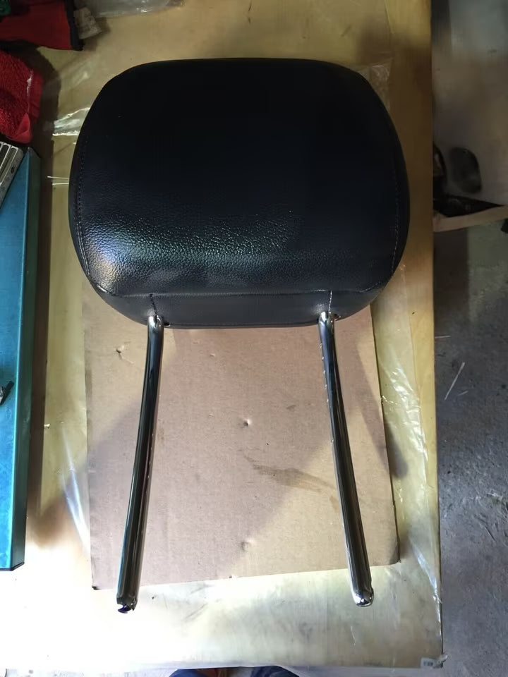 Mercedes B200 W246 Kopfstützen Leder Schwarz