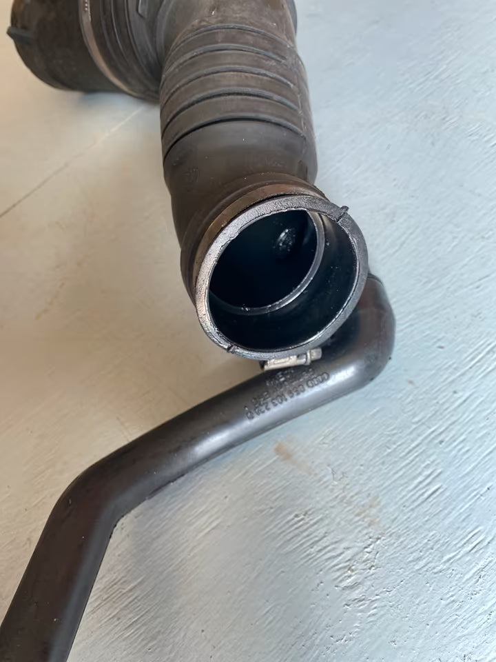 VW /Audi Ansaugrohr Luftmassenmesser 4B0129627A/ 0281002429