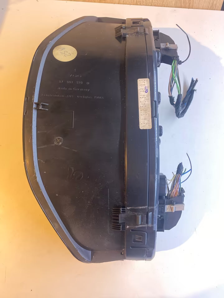 Mercedes W202 Tacho A2025409448