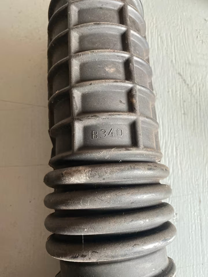 B340 Rohr passend für Ford Transit Peugeot Boxer