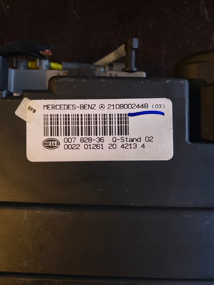 Mercedes W210 Original Zentralverriegelungspumpe 2108002448