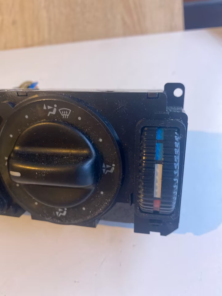 Mercedes W210 Klimabedienung 2108302985