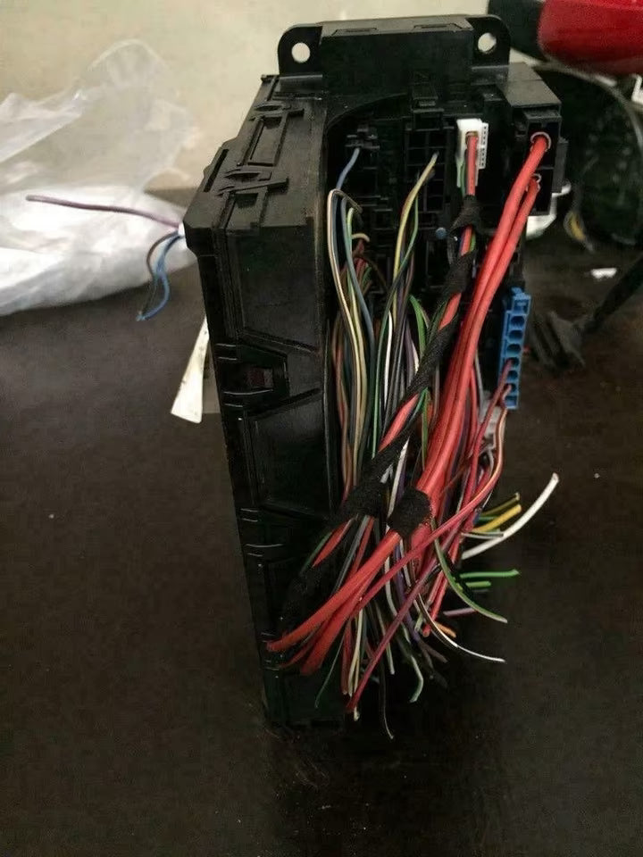 Mercedes W203 - A2095402006 Relaikasten BJ2003