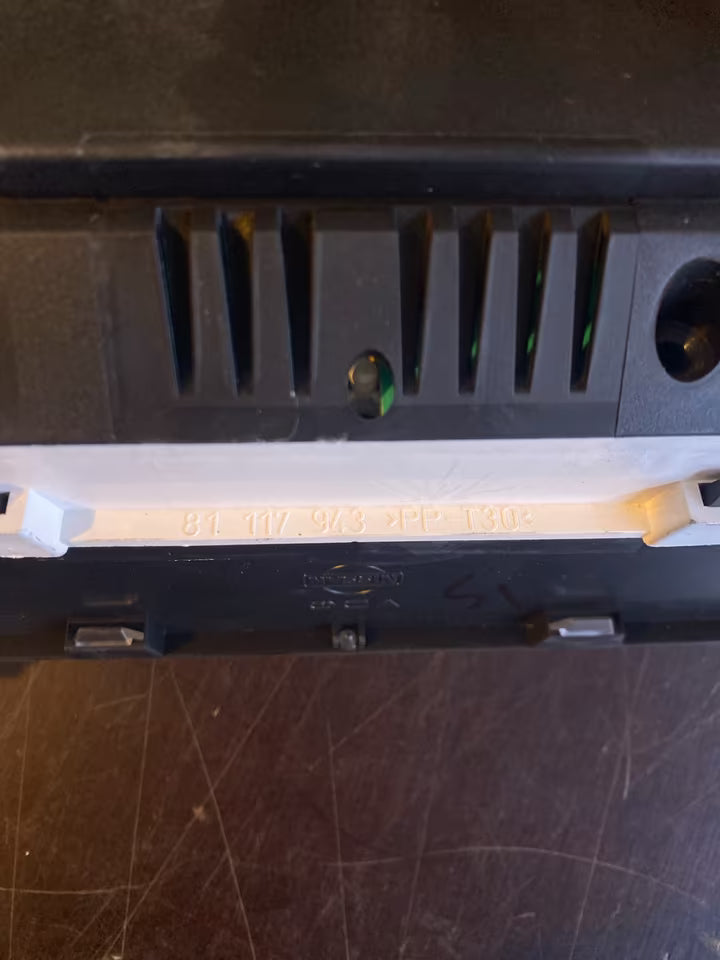 Nissan Primera Tachometer 81117943