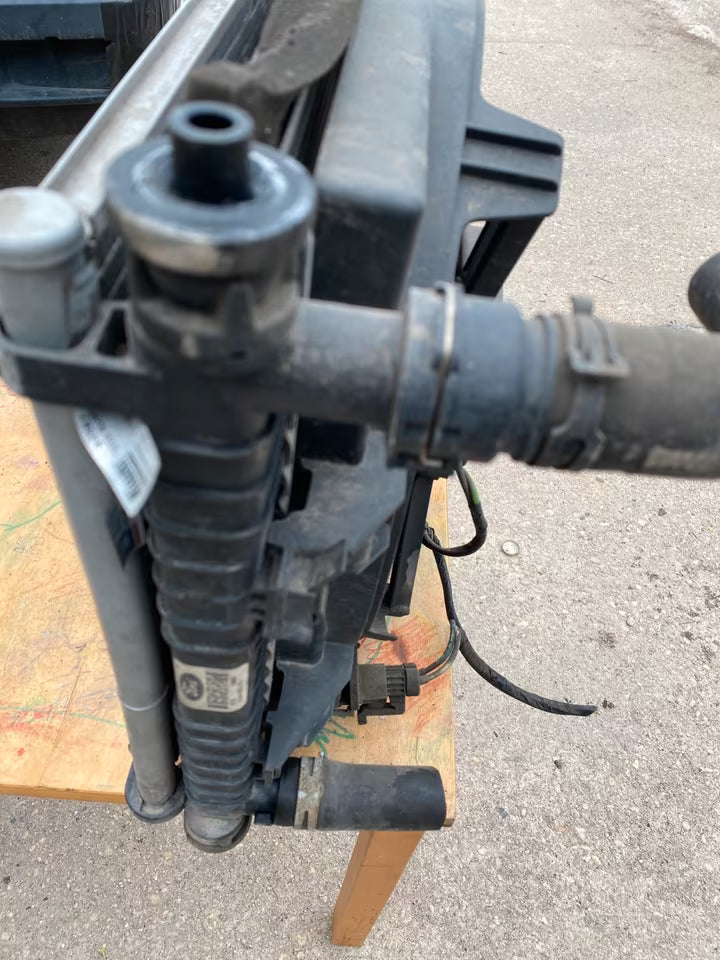 Ford Fiesta V Kühler 2S6h8005bb Kühlerpaket
