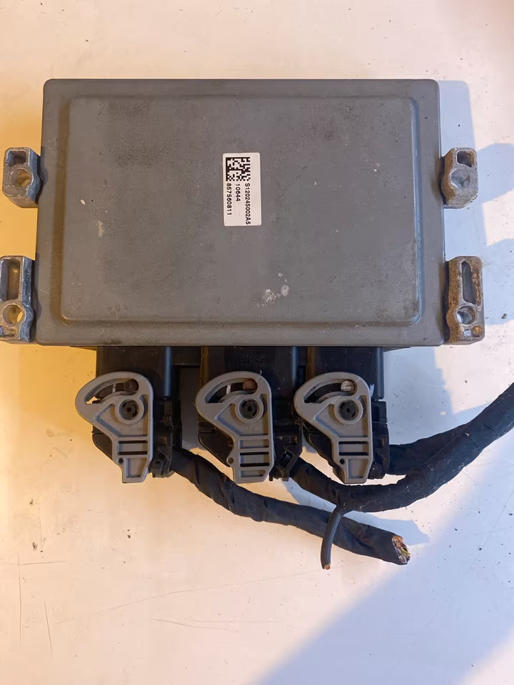 Renault Clio III 1.2 Motorsteuergerät 8200522357 S120200105A