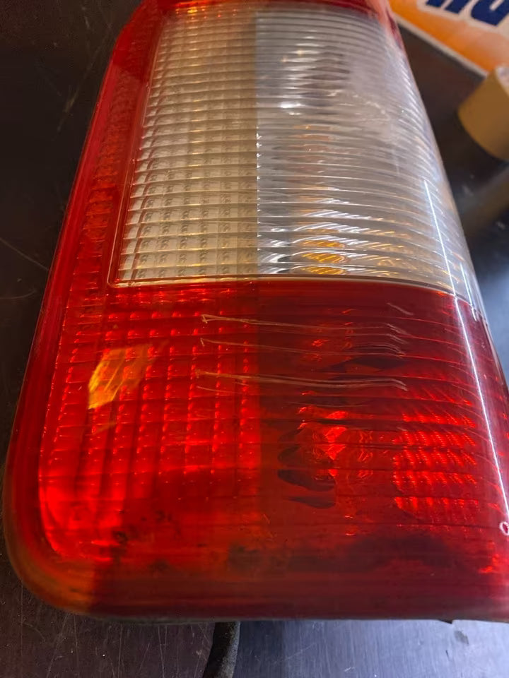 Mercedes Sprinter Rücklicht Links A9018202364