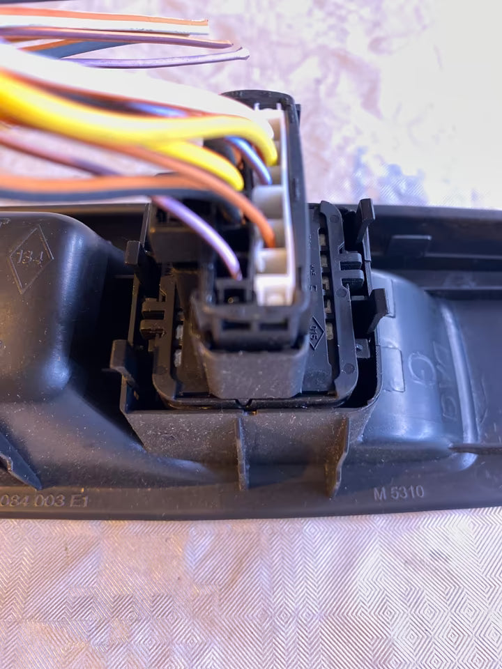 Renault Clio 2 Fensterheberschalter Links 8200084003