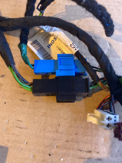 Mercedes W246 Stecker Verkabelung Tür vorne links